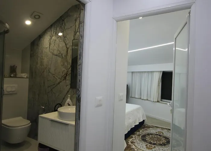 Metaj House