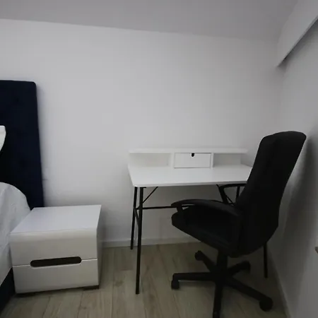 Metaj House Lägenhetshotell Borsh