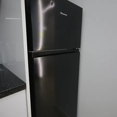 מלון דירות Metaj House