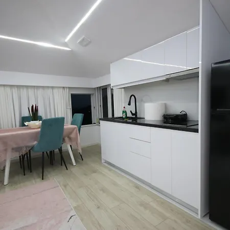 Metaj House מלון דירות בורש