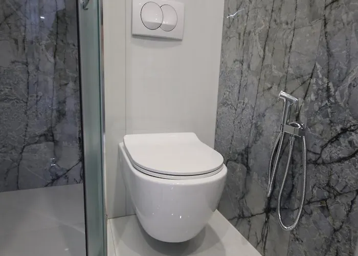 Lägenhetshotell Metaj House *