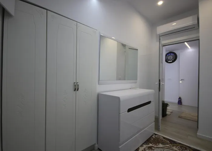 Metaj House Lägenhetshotell Borsh